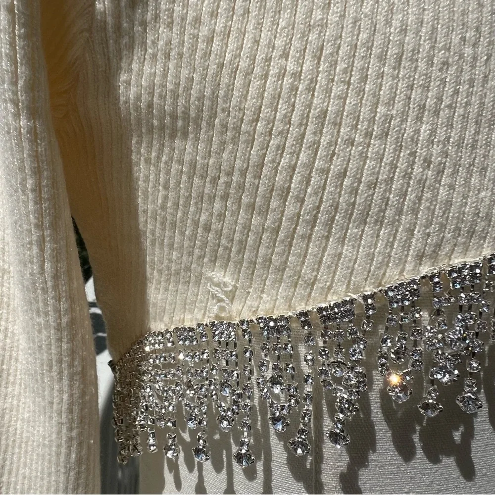 Rhinestone Soft Crop Top - Picture 5 of 10